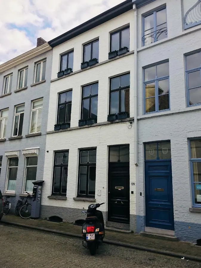 Appartement Casa Negra à Bruges Séjour chez l'habitant